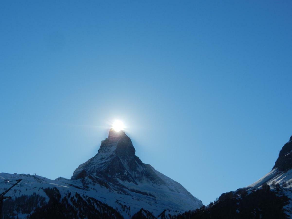 Artist Apartments & Hotel Garni Zermatt Zewnętrze zdjęcie